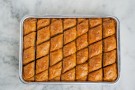 Hjemmelaget baklava med valnøtter  thumbnail
