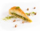 Trekantet baklava med pistasjnøtter 420 gr 4 stk  thumbnail